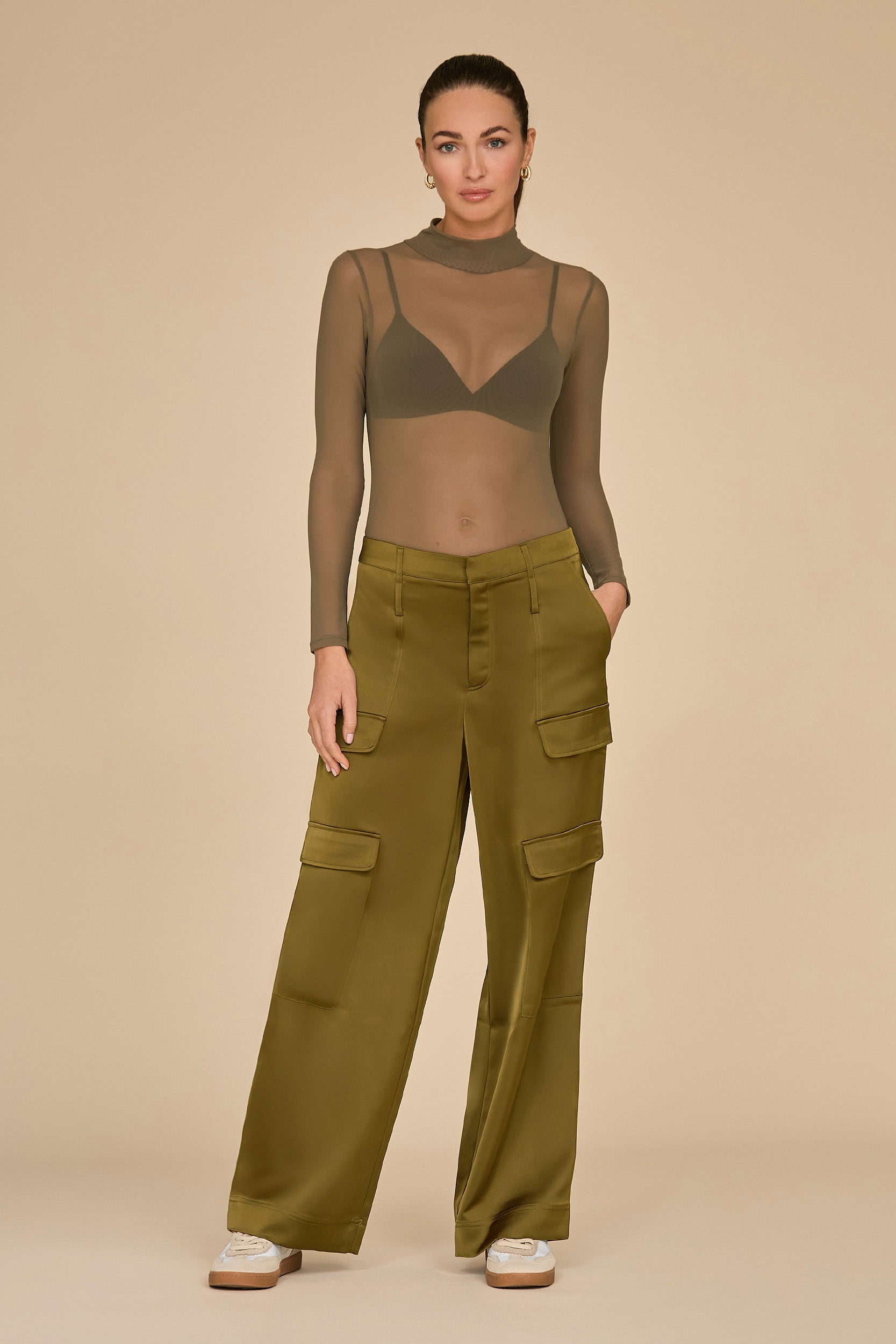 Noli Yoga Milan Satin Cargo Pant Olive 14