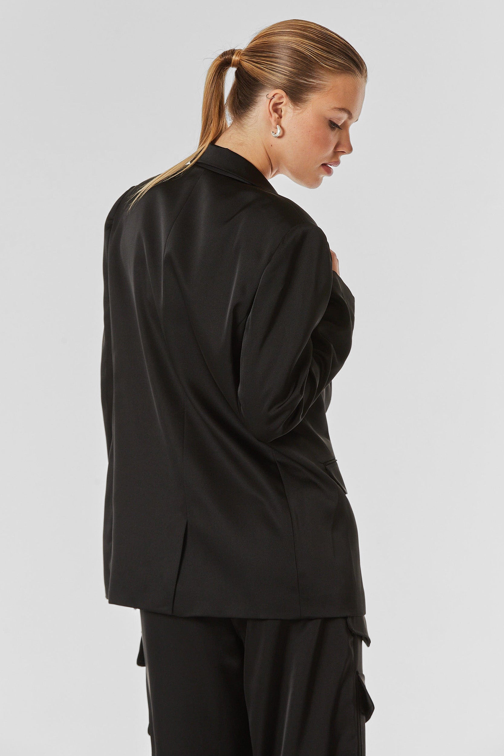 Milan Satin Blazer - Black
