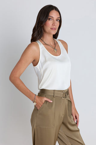 Detail of the Kay Silk Top in pearl showing the scoop neckline