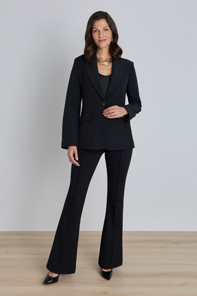 Cheryl Single Breasted Blazer in Black worn by model, tailored fit detail, The Noli Shop